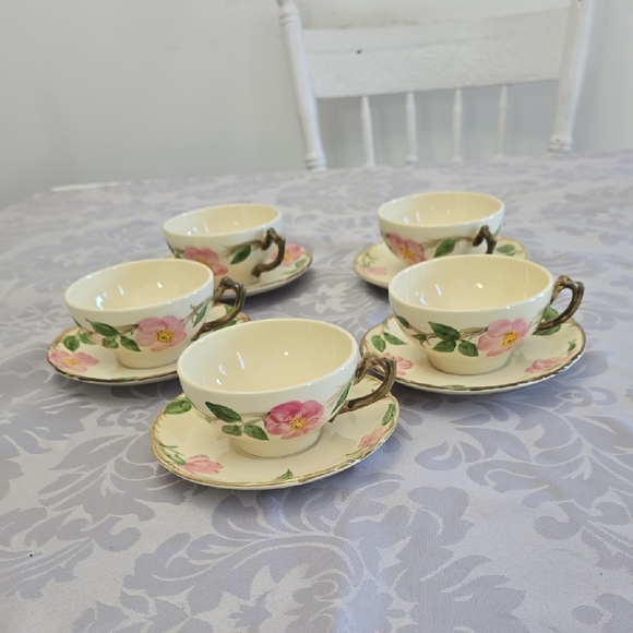 Franciscan Other - Vintage MCM Franciscan Earthenware Set Of 5 Desert Rose Tea Cups & Saucers